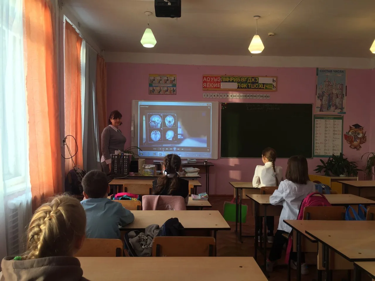 "Разговоры о важном" - "День российской науки"