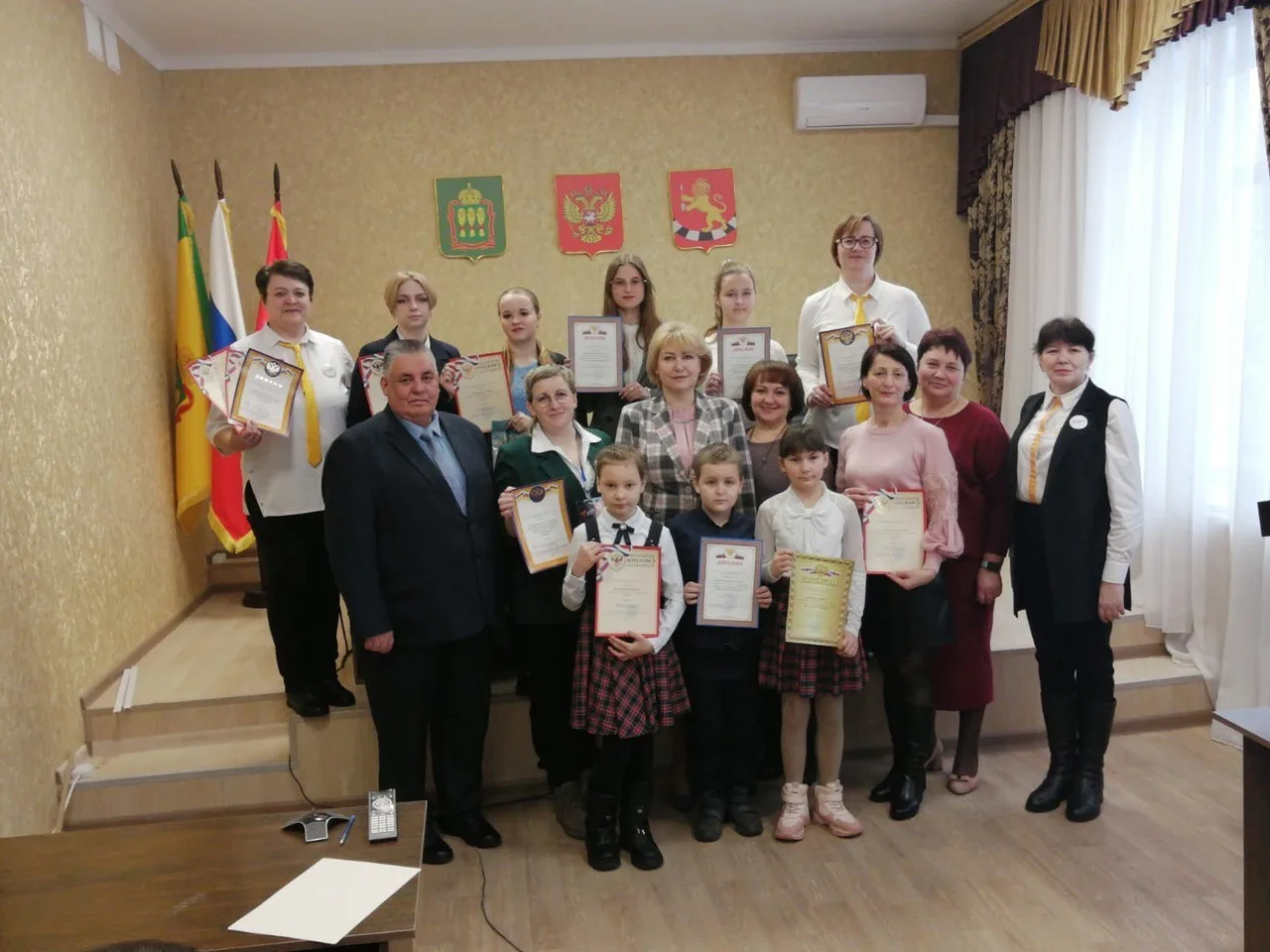 Итоги конкурсов «Мир против наркотиков» и социальных видеороликов «Безопасность детства».